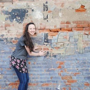 Meet your Posher, Alexis